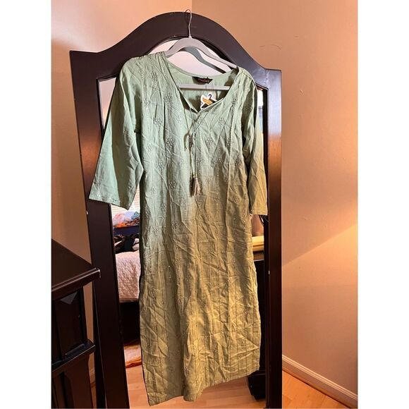 NEW AnjuShree Choice Indian Embroidered kurti No Pants L - Picture 1 of 2